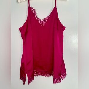 Excellent condition, magenta spaghetti strap tank top.